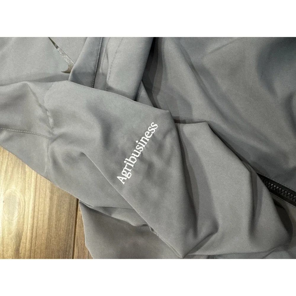 Nike Golf Windbreaker Men's 2XL Gray Dry Fit 1/4 Zip Windbreaker 578675-021